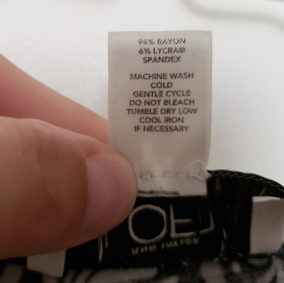 ❌DONATED❌ 149A Ann Taylor Loft Swirly Paisley Long Sleeve - Picture 4 of 4